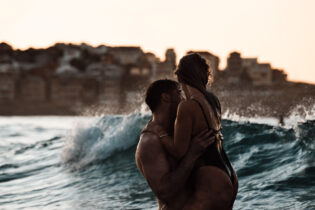 Morning date in the waves, Bondi 7am