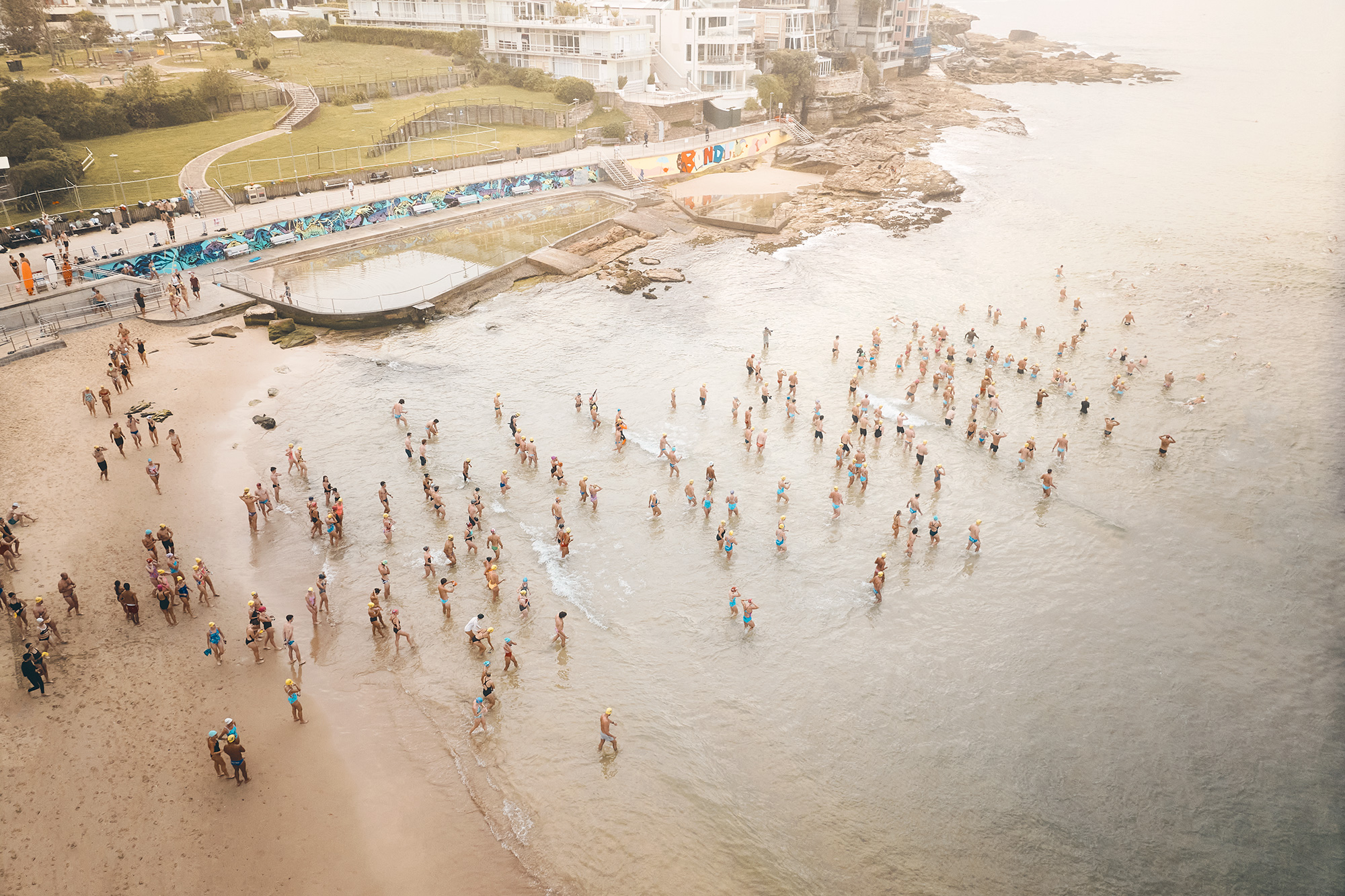 North Bondi - Mass exodus